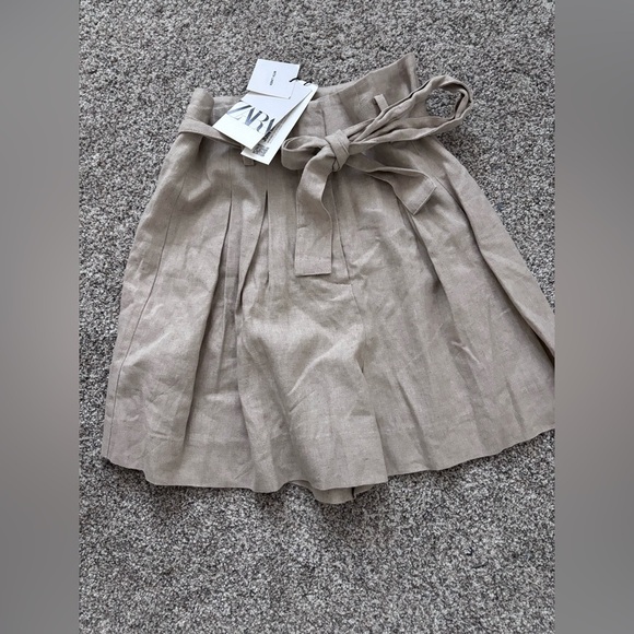Zara Women's Tan A-Line Shorts - Picture 1 of 4